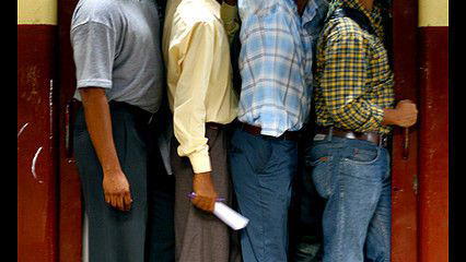 Bhel Puri Vendor (from foter.com)