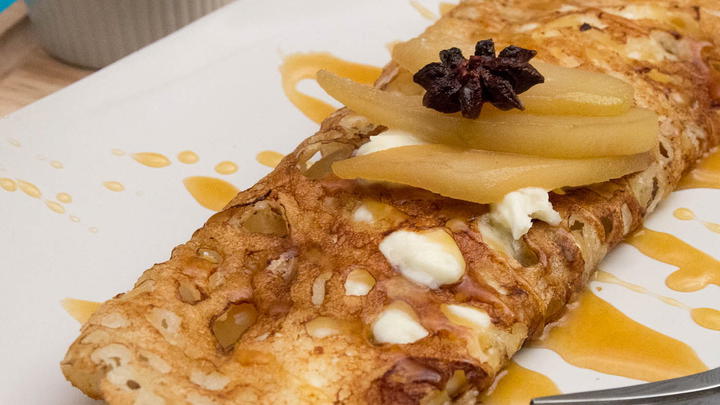 Semolina Crepes (Sweet Rava Dosa) recipe by Indiaphile.info