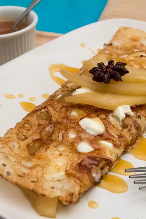 Semolina Crepes (Sweet Rava Dosa) recipe by Indiaphile.info