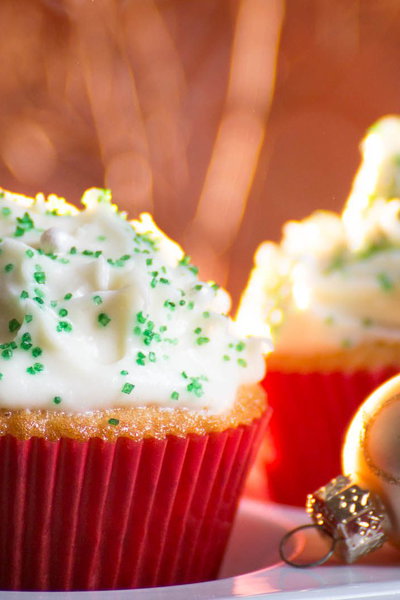 Chai Ginger Cupcakes with Mascarpone Frosting