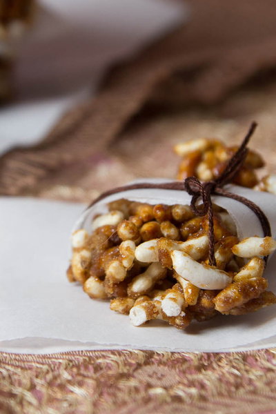 Mamra Chikki (Puffed Rice Brittle)