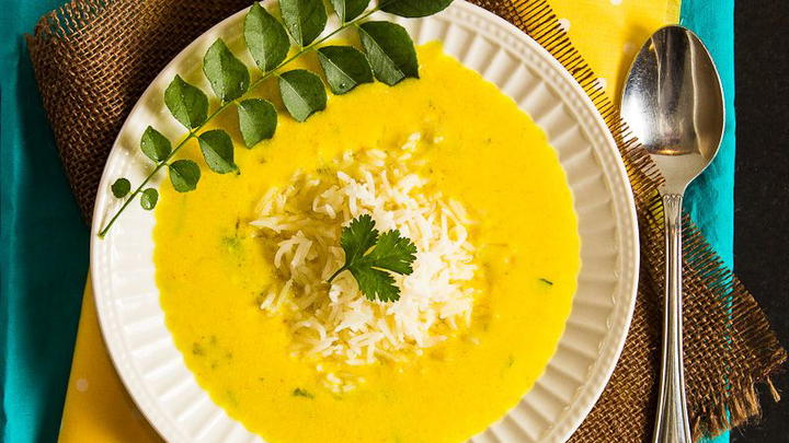 My Ultimate Comfort Food: Yogurt and Garbanzo Bean Flour Gravy (Kadhi)