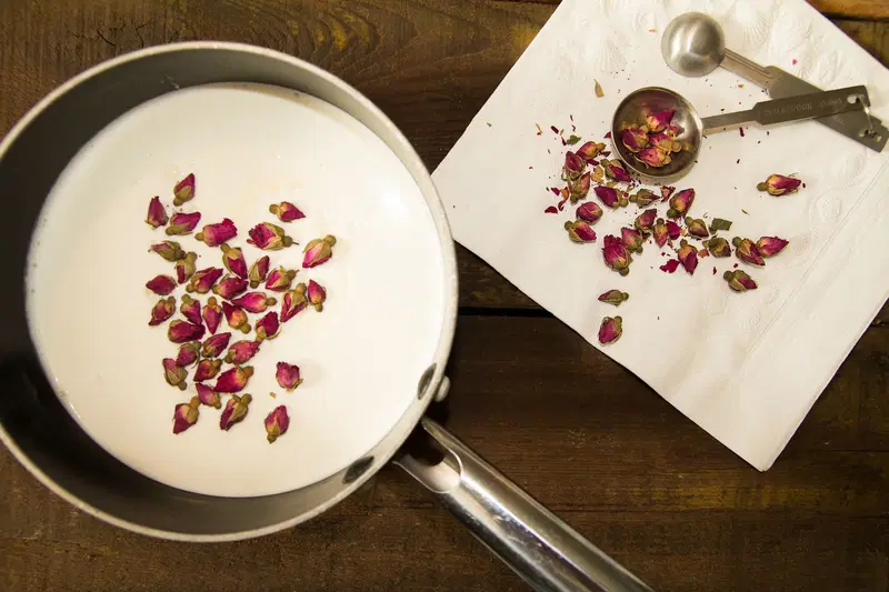 Rose Creme Brulee by Indiaphile.info