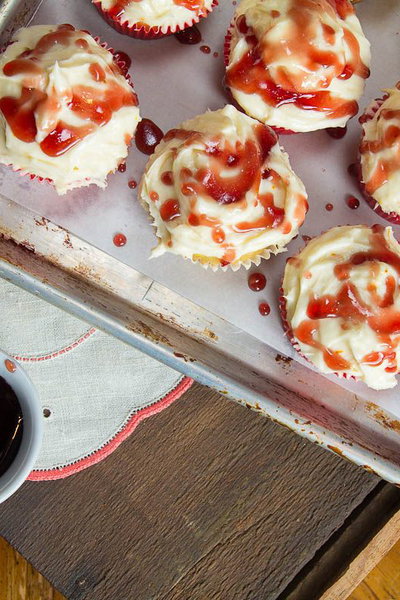 Saffron Cupcakes with Cream Cheese Frosting and Red Wine Caramel