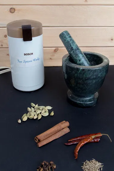 Spice Grinder and Mortar and Pestle