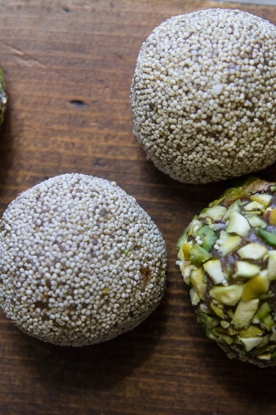 Date Halwa (Khajur no Halvo)