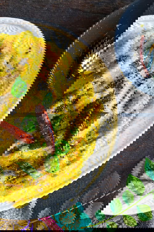 Lachko Dal: Hearty Pigeon-Pea Stew