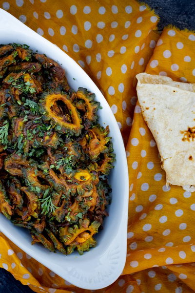 Karela nu shaak (Bitter Melon Curry)