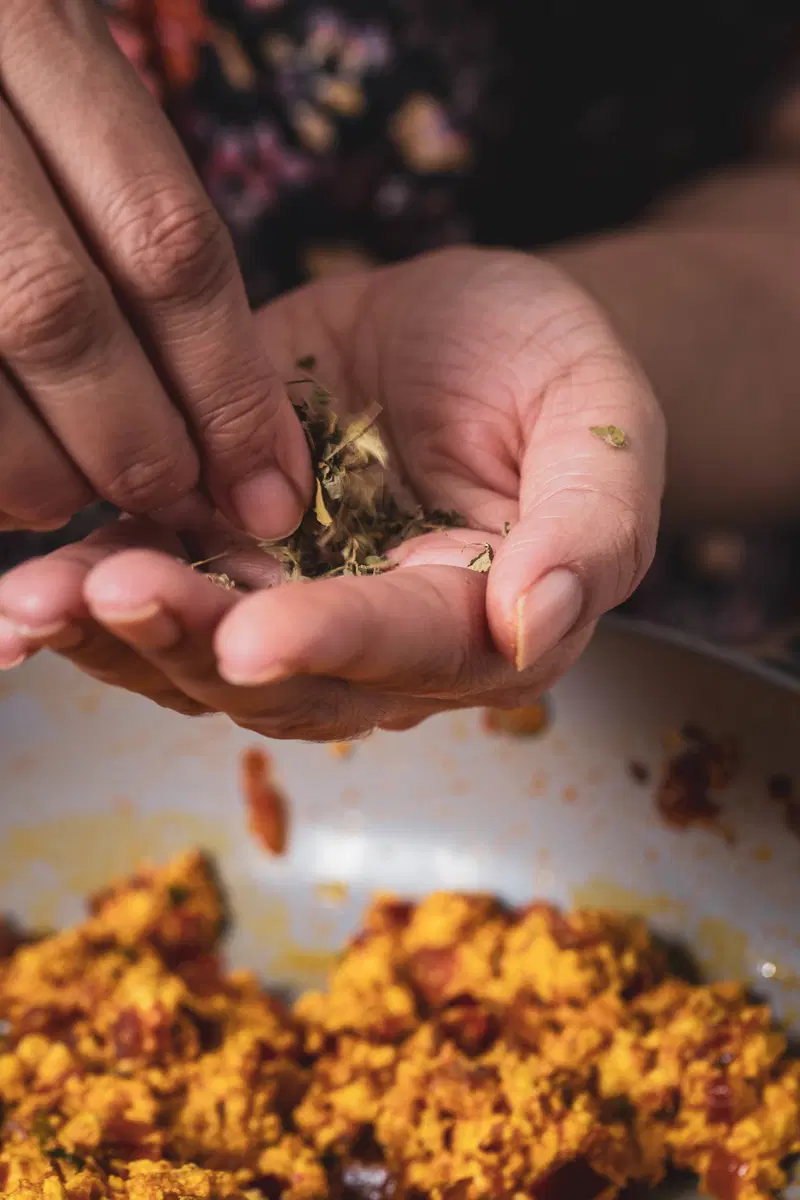 Add kasoori methi (dried fenugreek).