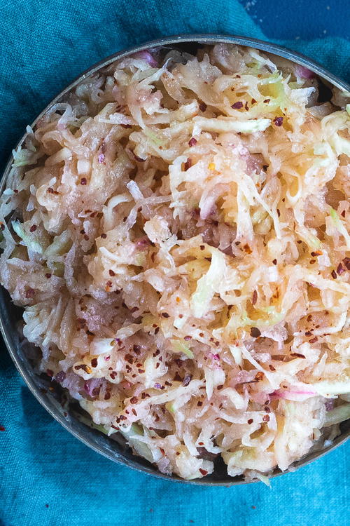 Keri nu Kachumbar (Raw Mango Salad)