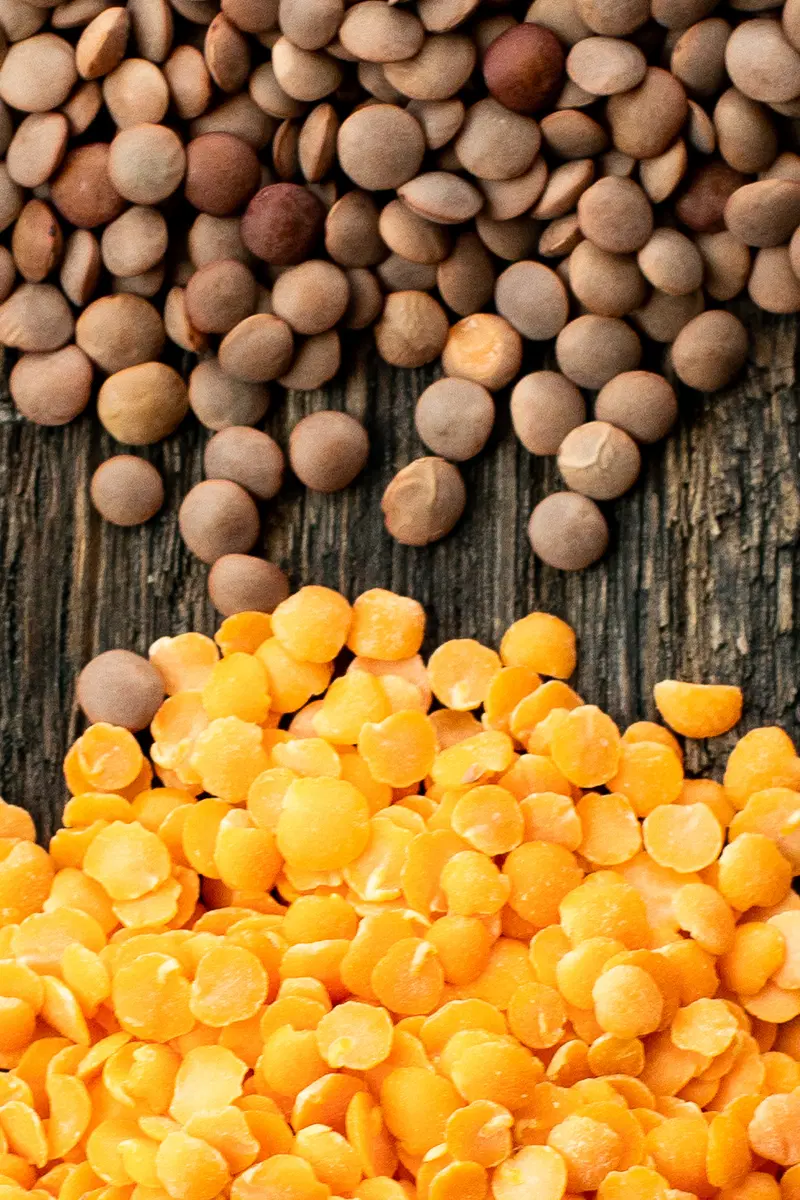 Masoor lentils, with and without husk