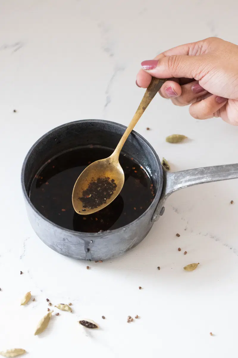 Boiling cardamom pods