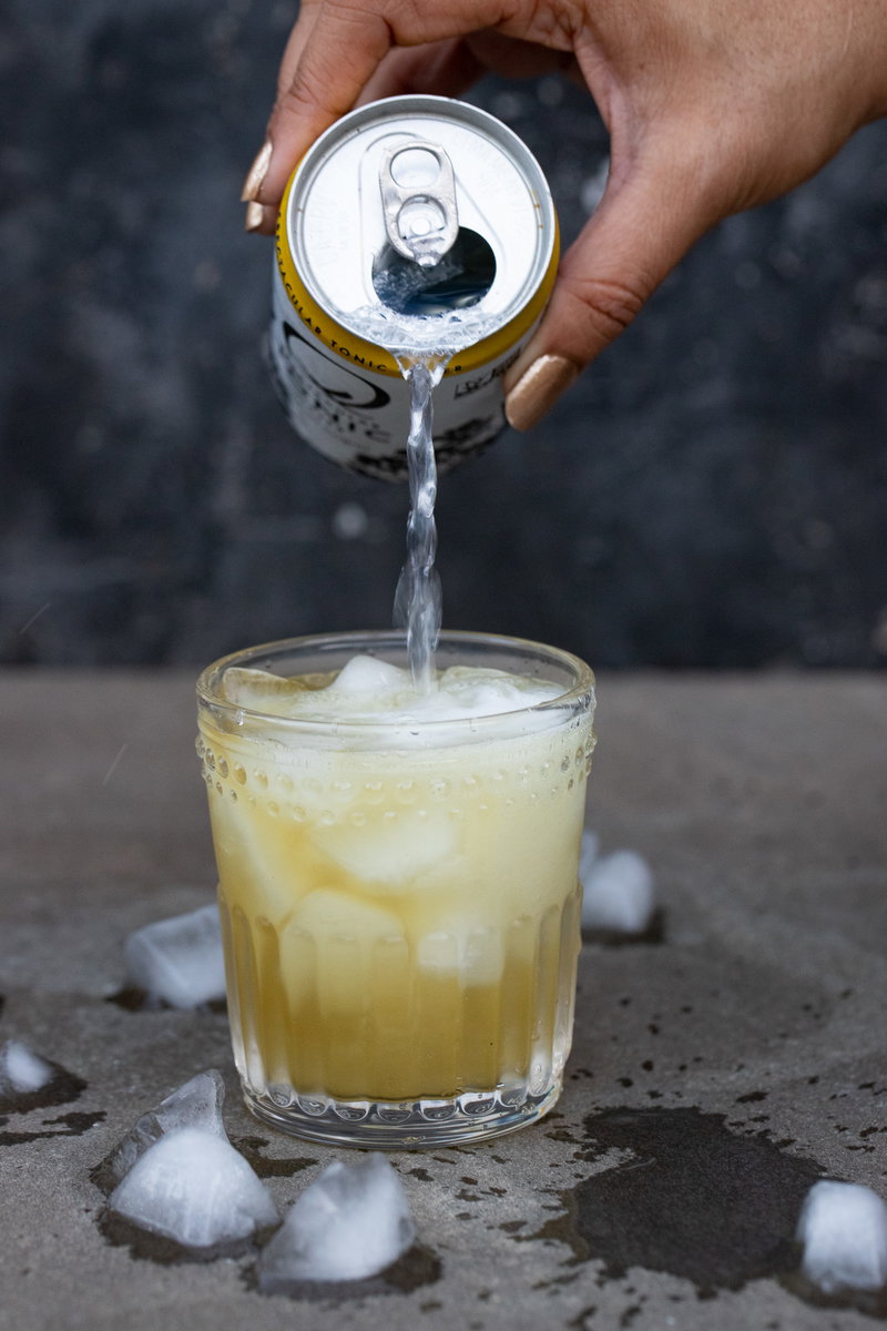 Adding tonic water