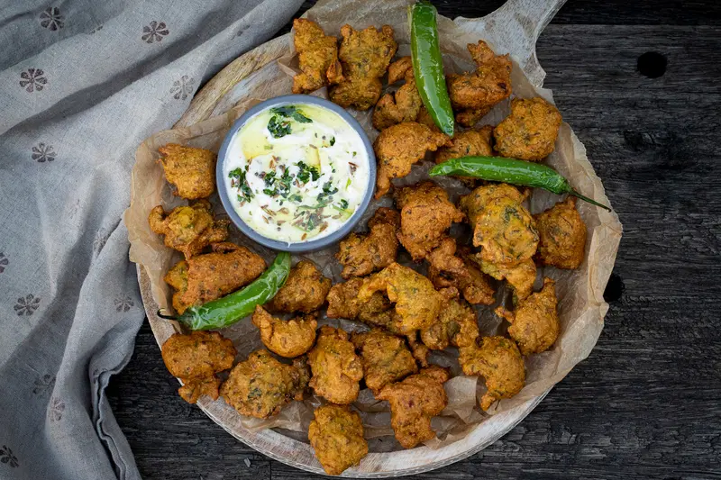 Platter of methi na gota