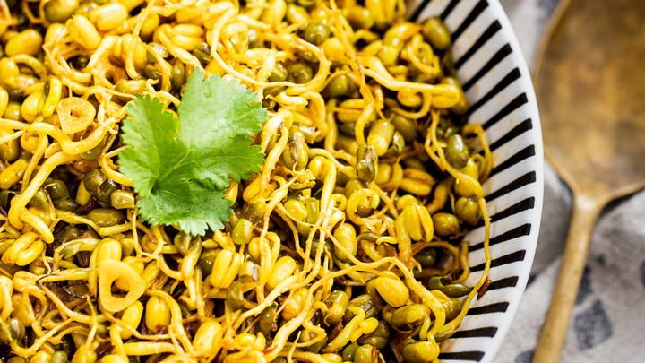 Sprouted moong saute