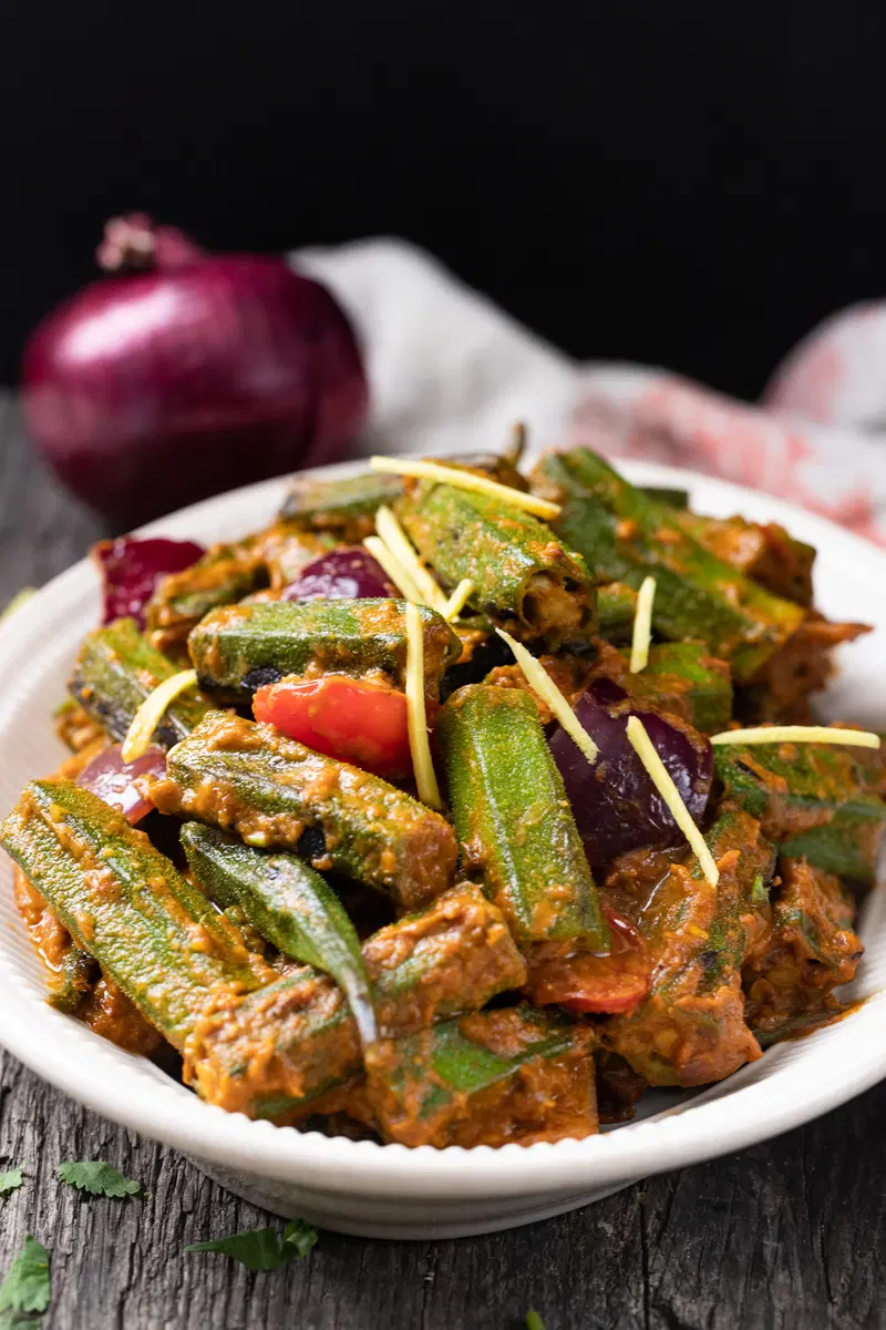 Bhindi do pyaza