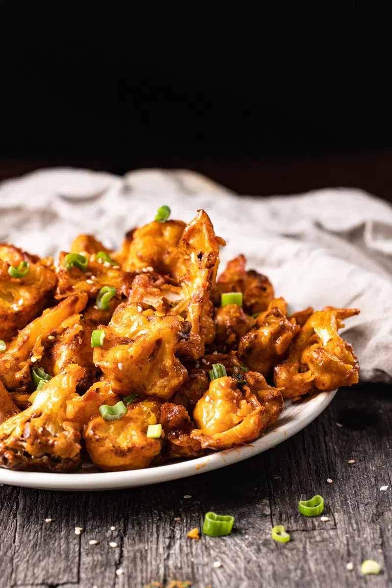 Lasuni gobi on a plate