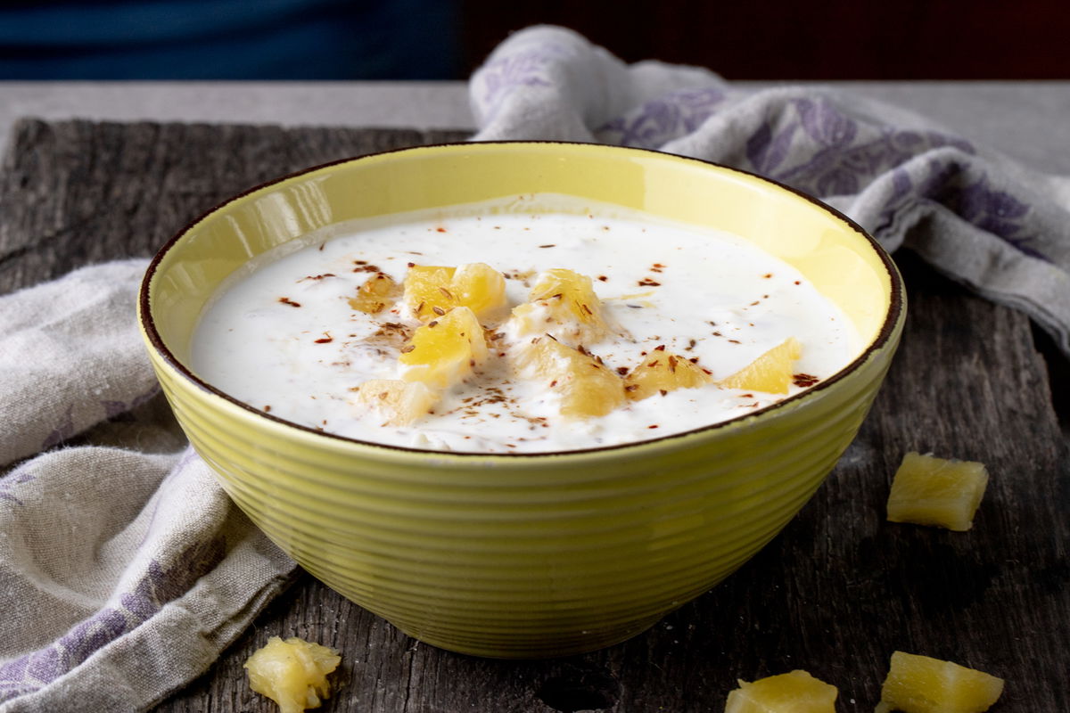 Bowl of yogurt raita
