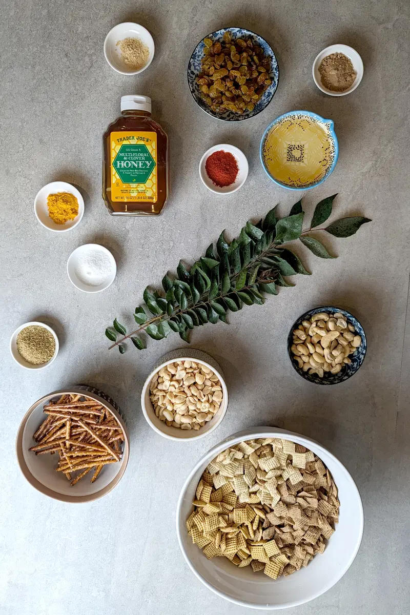 Ingredients of Chex Chevdo