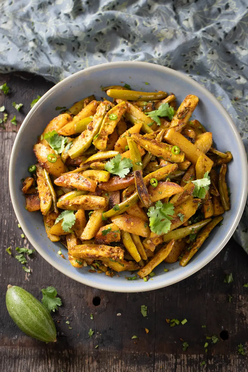 Tindora and batata nu shaak