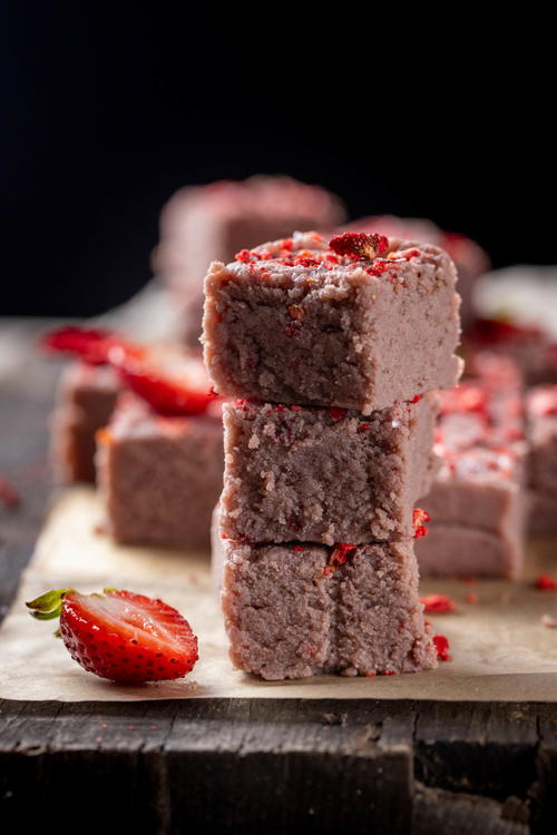 Strawberry Burfi | Strawberry Milk Fudge