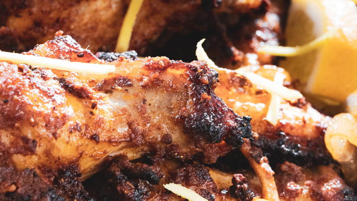 Broiled curry chicken wings